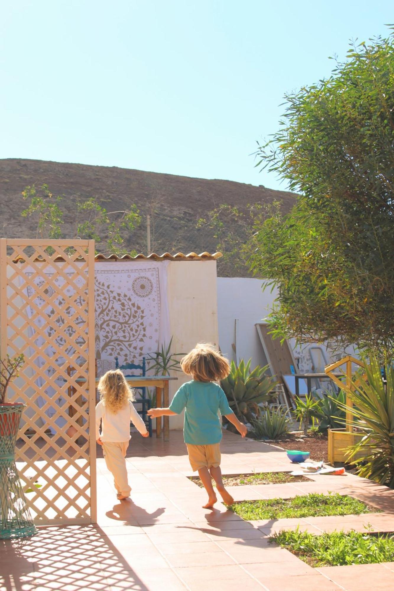 Alma Libre Lanzarote Panzió Guatiza Kültér fotó